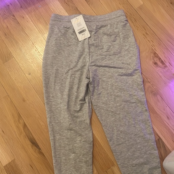 Fabletics!! Brand new - Picture 4 of 4